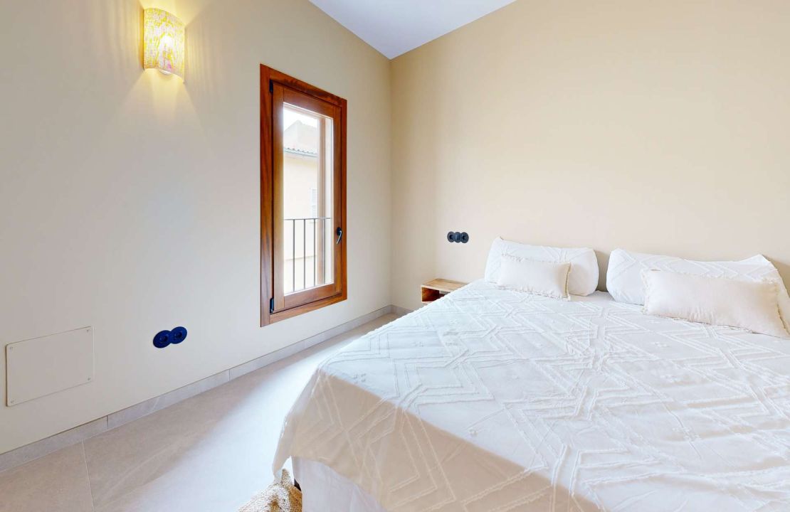 Historisches Stadthaus in Muro – Vollständig renoviert mit Pool